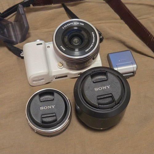 Fotocamera mirrorless sony - fotocamera,