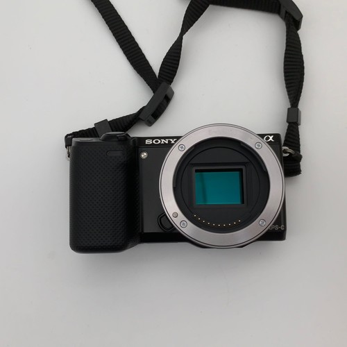 Fotocamera mirrorless sony - fotocamera,